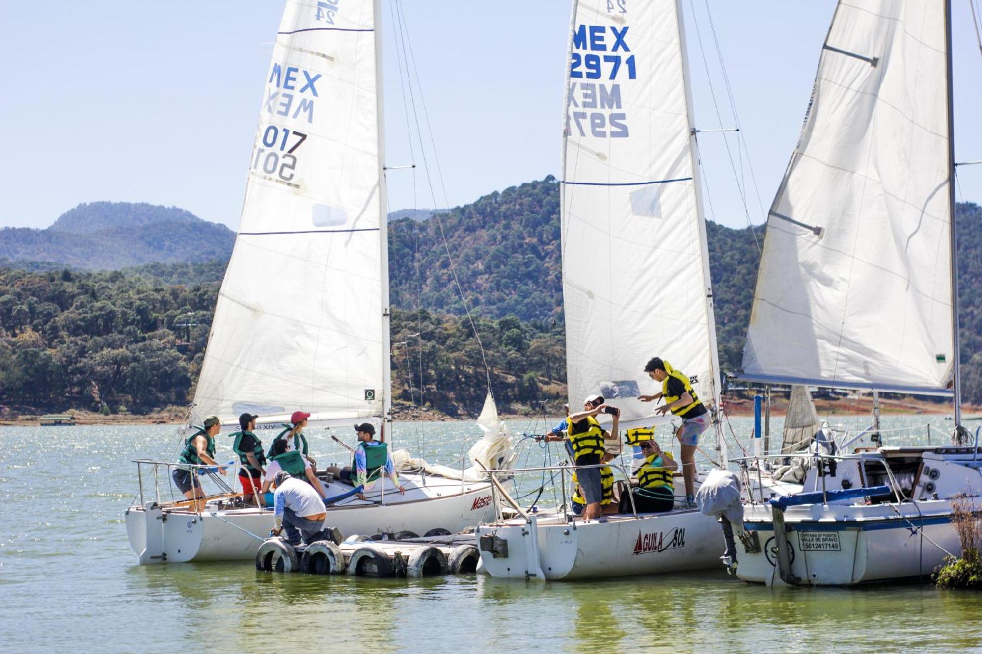 Hotel Club De Vela Santa Maria Valle de Bravo Exterior foto